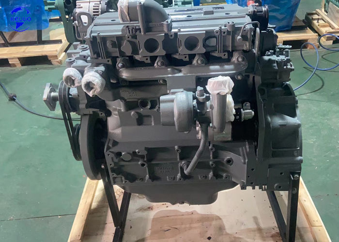 Deutz BF4M1013EC/FC su soğutmalı, 4 zamanlı dizel motor (1013 serisi) inşaat, jeneratör setleri ve deniz endüstrisi için.