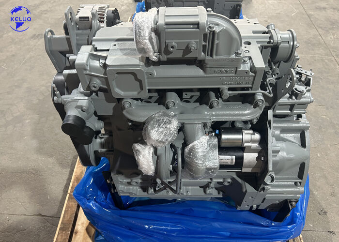 Titreşimli yol silindirleri için yepyeni BF4M2012C / BF4M2012 motor 98kW, 2100 RPM.