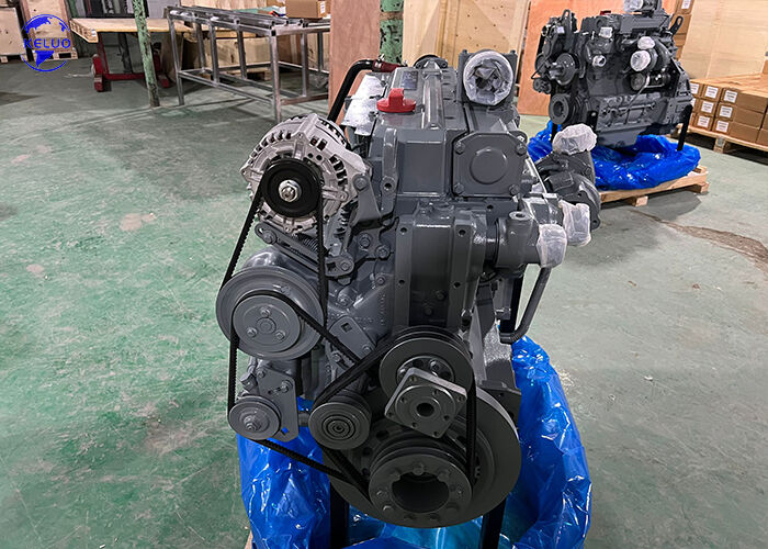 Deutz BF4M1013EC/FC su soğutmalı, 4 zamanlı dizel motor (1013 serisi) inşaat, jeneratör setleri ve deniz endüstrisi için.